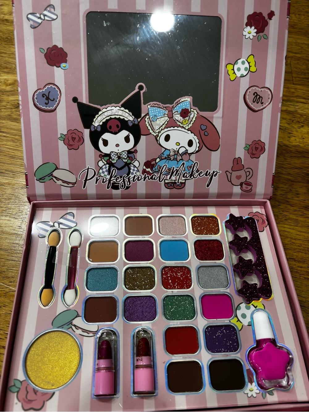 Sanrio-Inspired Pink Multi-Color Eyeshadow & Lip Makeup Palette for Kids